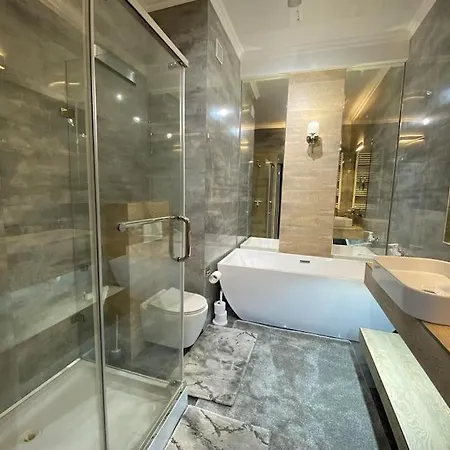 Rentnow Business Double Room Lux Apartment In The Center Chisinau Exterior photo