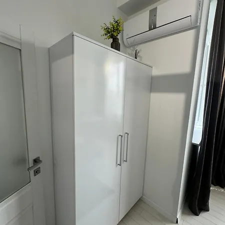 Rentnow Business Double Room Lux Apartment In The Center Chisinau Exterior photo