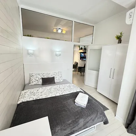 Rentnow Business Double Room Lux Apartment In The Center Chisinau Exterior photo