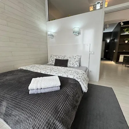 Rentnow Business Double Room Lux Apartment In The Center Chisinau Exterior photo