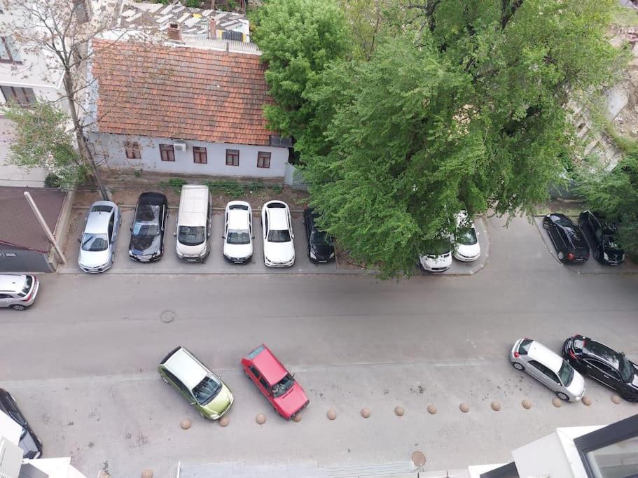 Rentnow Business Double Lux In The Center Apartament Chisinau